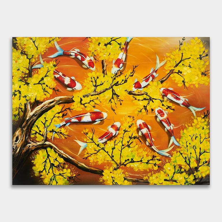 梅の木と九匹の鯉が描かれた絵を撮影した写真
